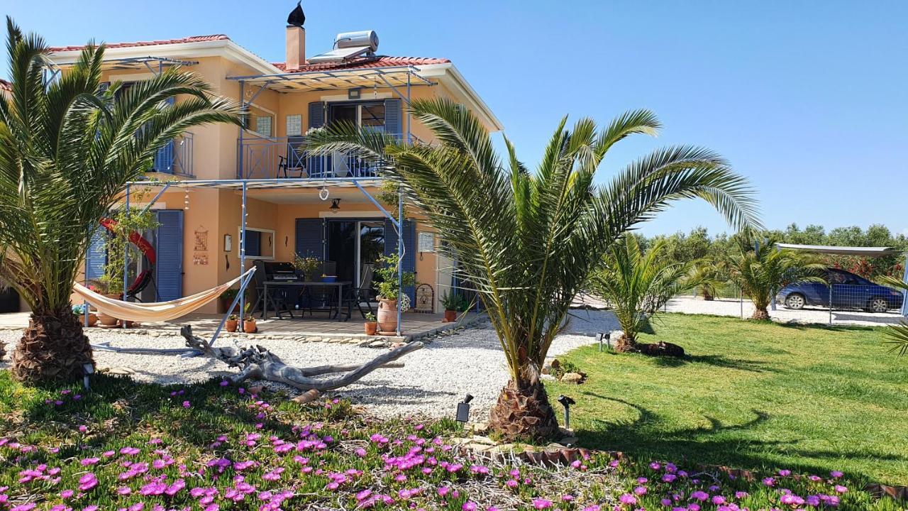 Villa Finiki Messinia Upstairs Eksteriør billede