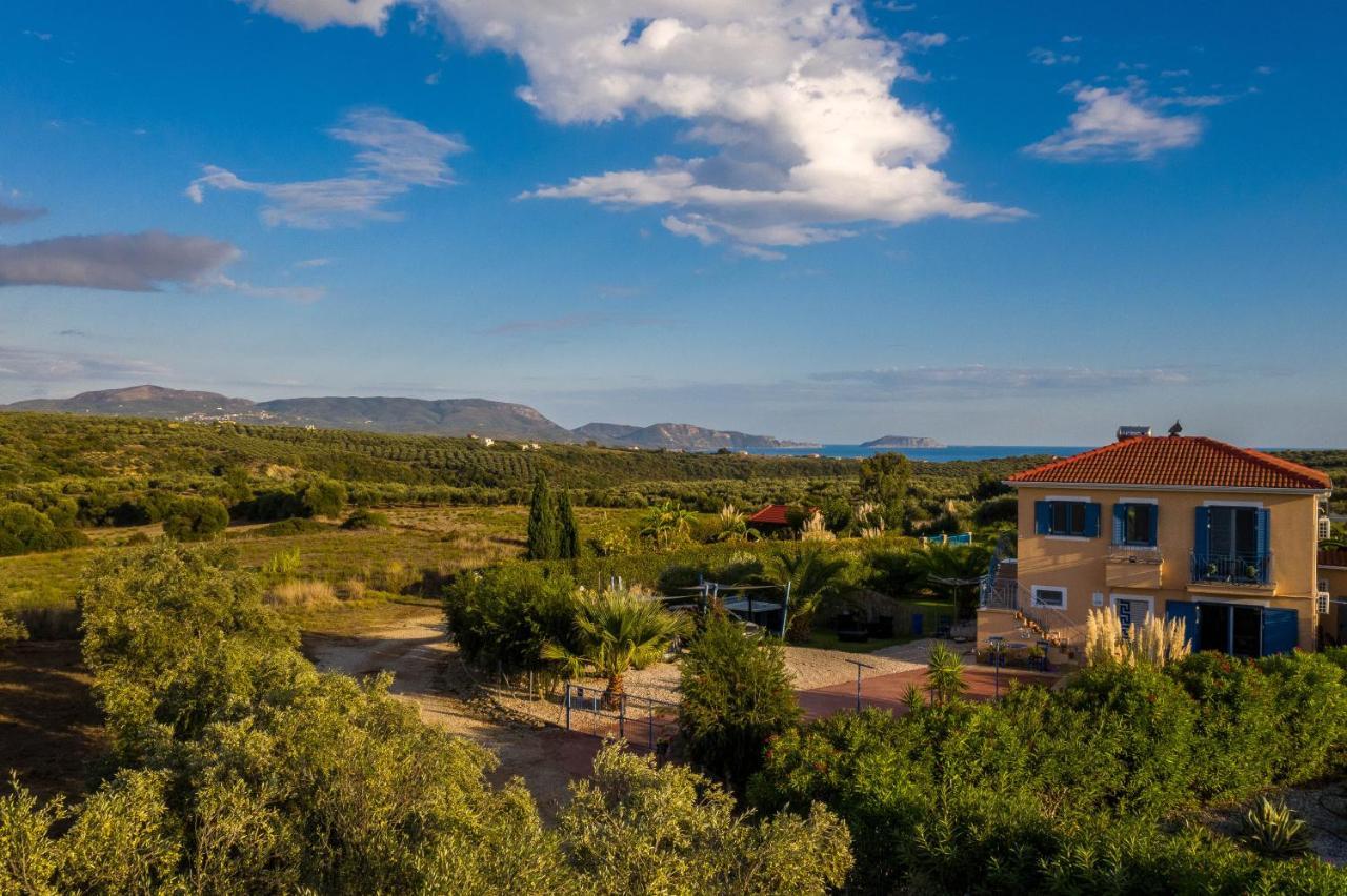 Villa Finiki Messinia Upstairs Eksteriør billede