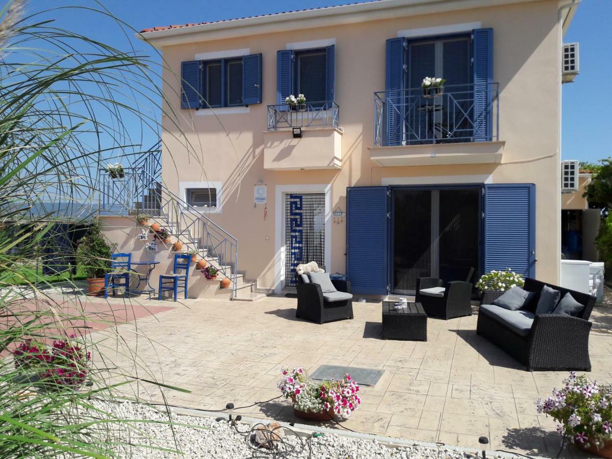 Villa Finiki Messinia Upstairs Eksteriør billede